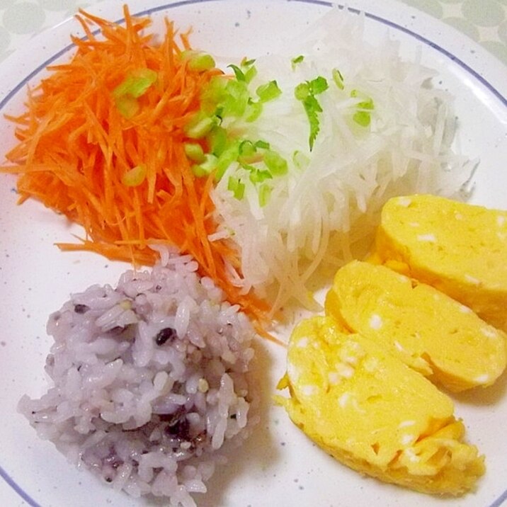 豆腐の卵焼きとハートサラダのダイエットワンプレート